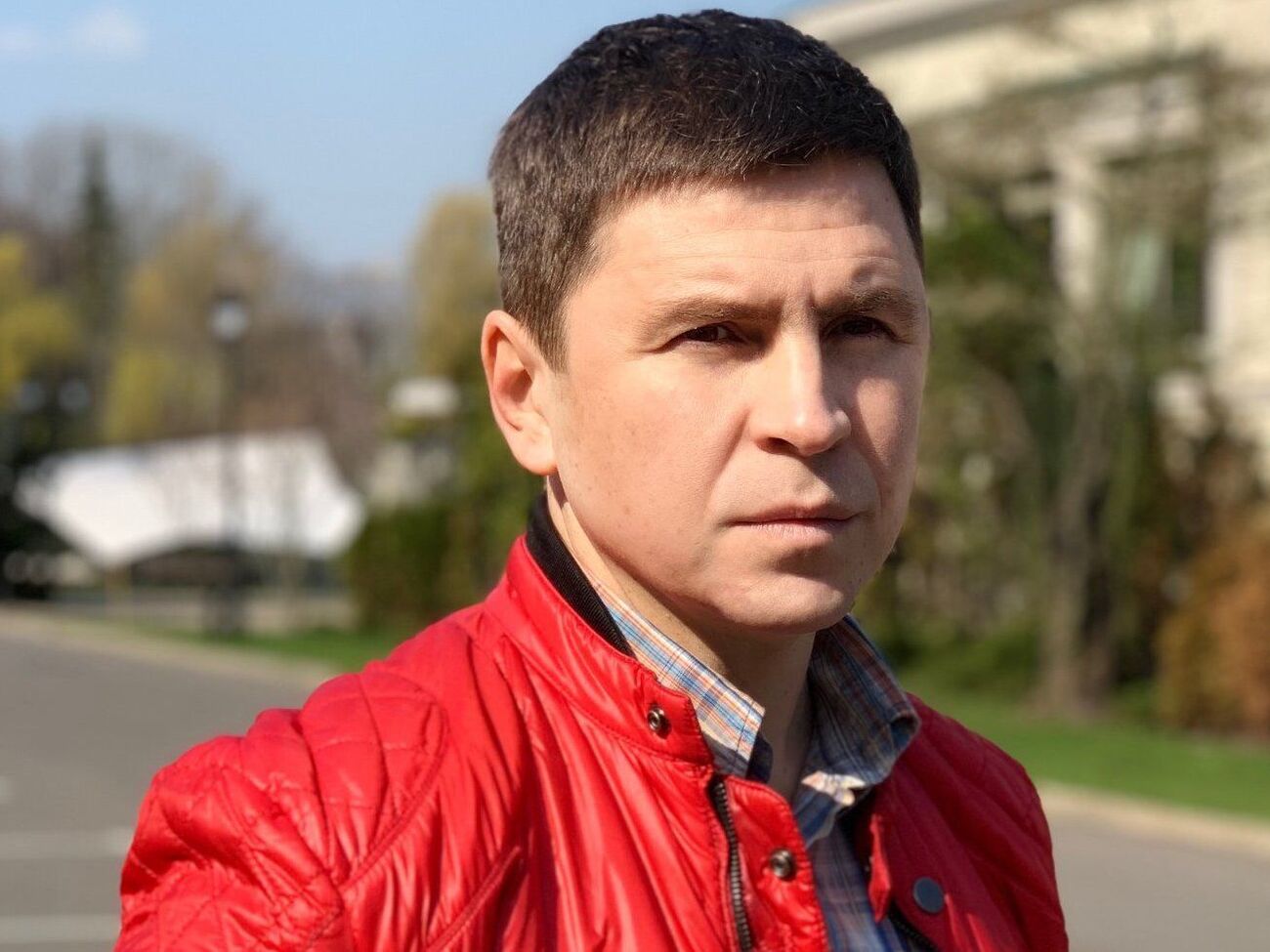 Росіяни одним словом називають і світ, і мир. Коли Путін каже, що хоче "миру", що саме він має на увазі?