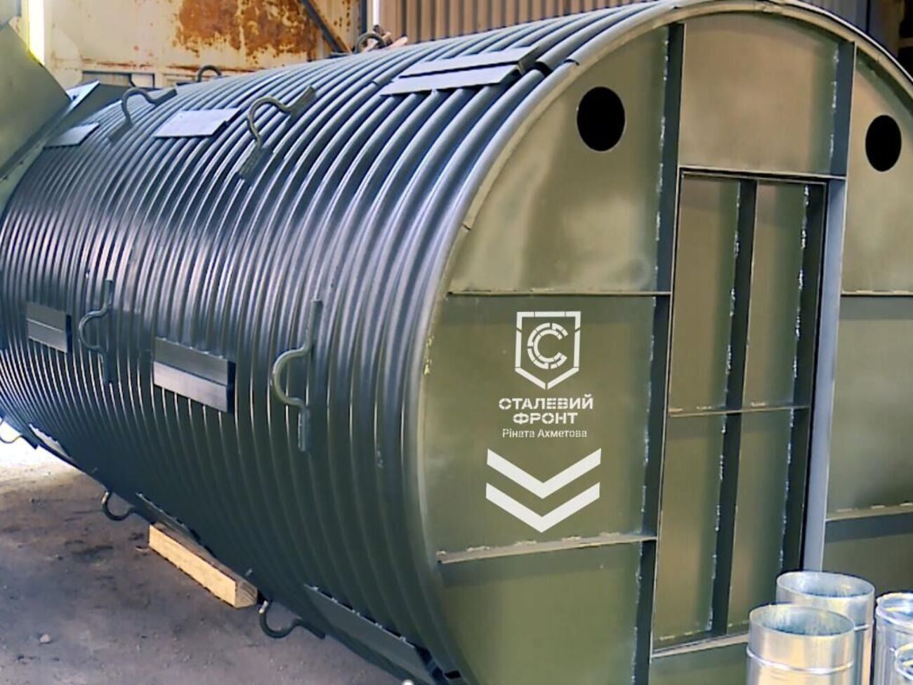 "Сталевий фронт" Ріната Ахметова передав на передову 500 сталевих криївок