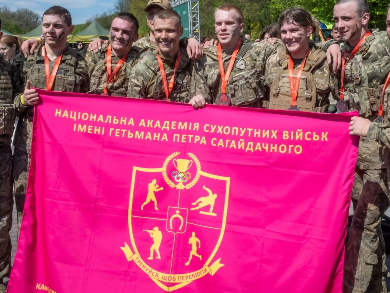 О порядке в академии журналистам рассказали несколько курсантов