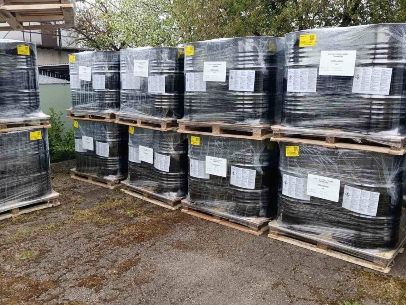 В Украину после возобновления российских атак на энергетику поступило 42 груза гуманитарной помощи, отметили в Минэнерго