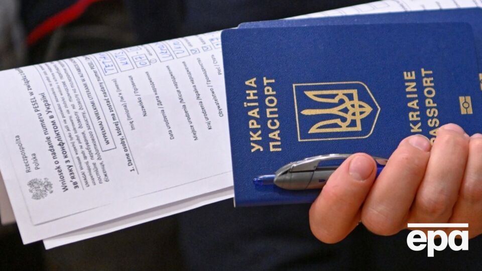 Сейм Польши одобрил изменения в закон о помощи украинским беженцам