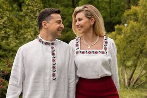 Зеленские: За годы сопротивления агрессии она стала неформальной униформой всех, кто отстаивает человечность, свободу и право на идентичность