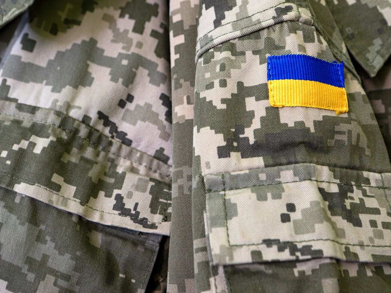 В Минобороны Украины подчеркнули, что, по действующему законодательству, повестка считается законно врученной, если военнообязанный расписался за ее получение