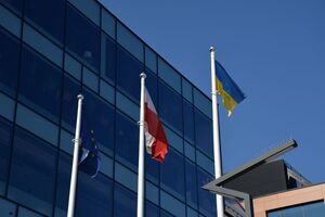 Польша с начала войны демонстрирует строгость, последовательность и историческое лидерство, строго соблюдает все санкции, заявил нардеп Гончаренко