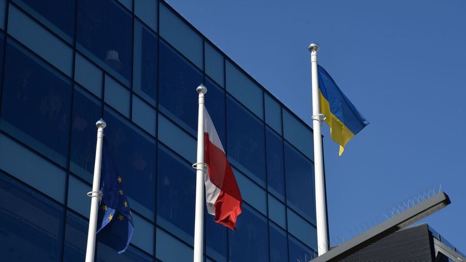 Польща від початку війни демонструє суворість, послідовність та історичне лідерство, суворо дотримується всіх санкцій, заявив нардеп Гончаренко