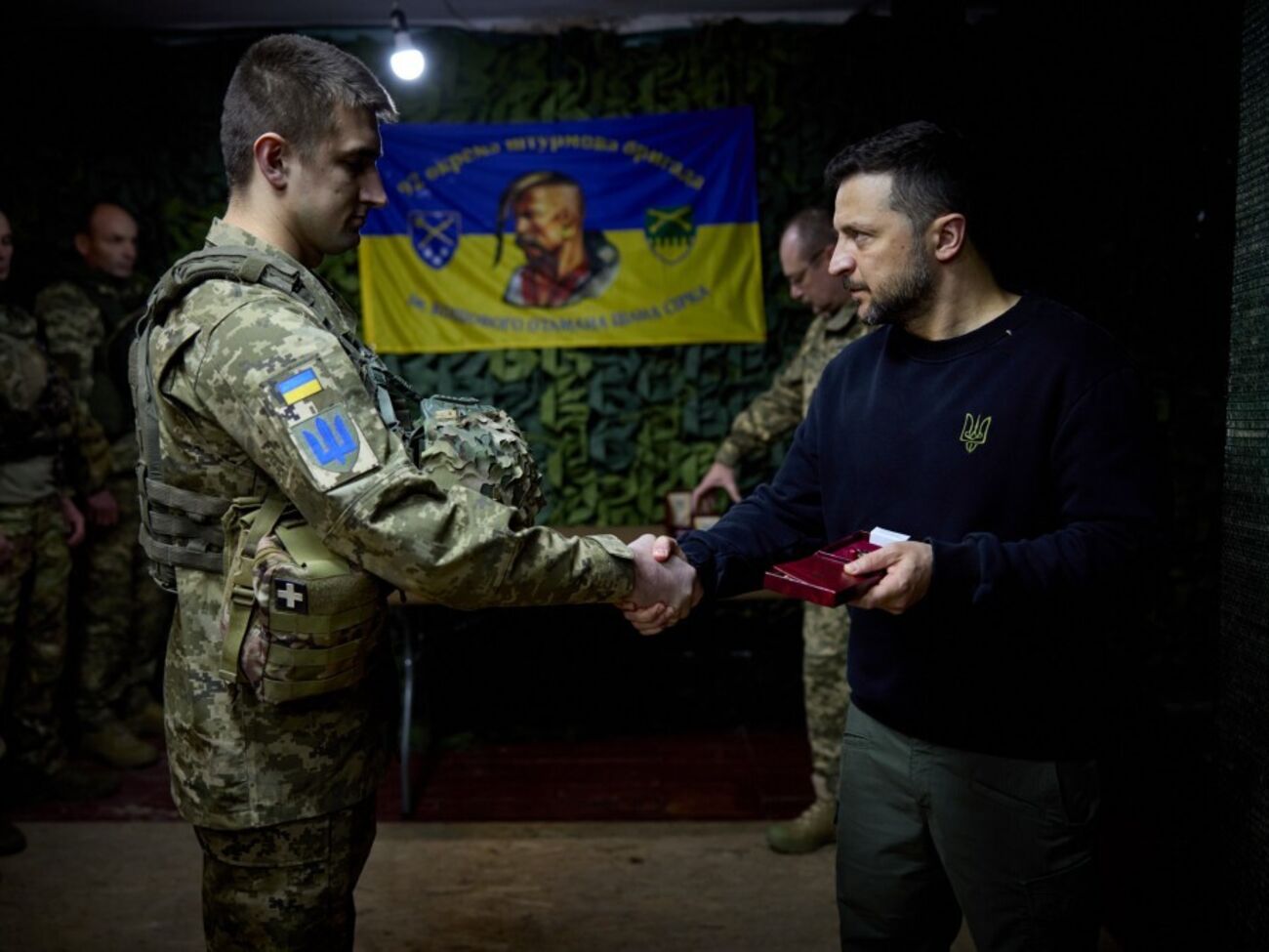 Зеленський нагородив захисників Харківської області