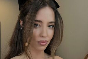 Дорофєєва з 2020 року виступає сольно