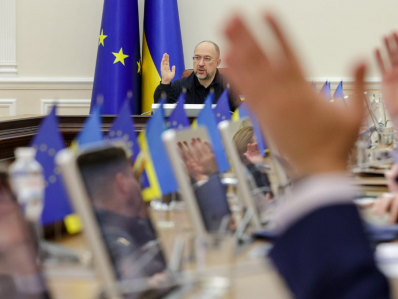 Кабмин выделил средства для восстановления двух критически важных ТЭС