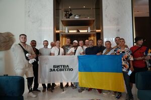 Усик: Защитники Украины приехали поддержать меня и всю Украину
