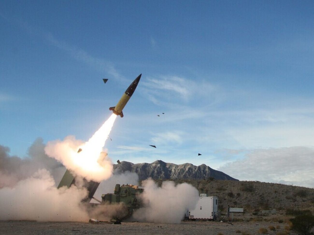 По данным американских чиновников, Украина намерена атаковать военные объекты внутри РФ
