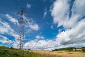 Стоимость электроэнергии для населения могут поднять уже с июня до 5 грн/кВт-ч