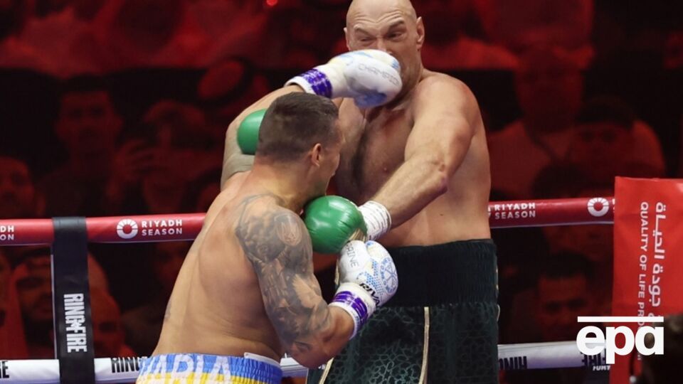 Бой Усика с Фьюри начнется после полуночи по киевскому времени