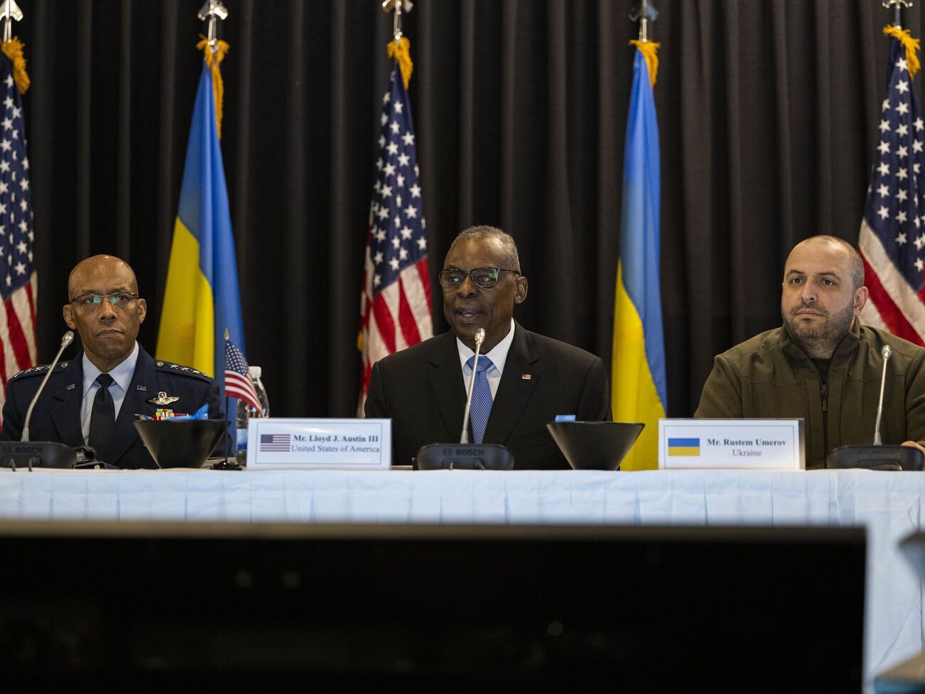 Браун і Остін у режимі онлайн приєднаються до міністрів оборони й начальників генштабів із майже 50 країн, зазначили в Пентагоні