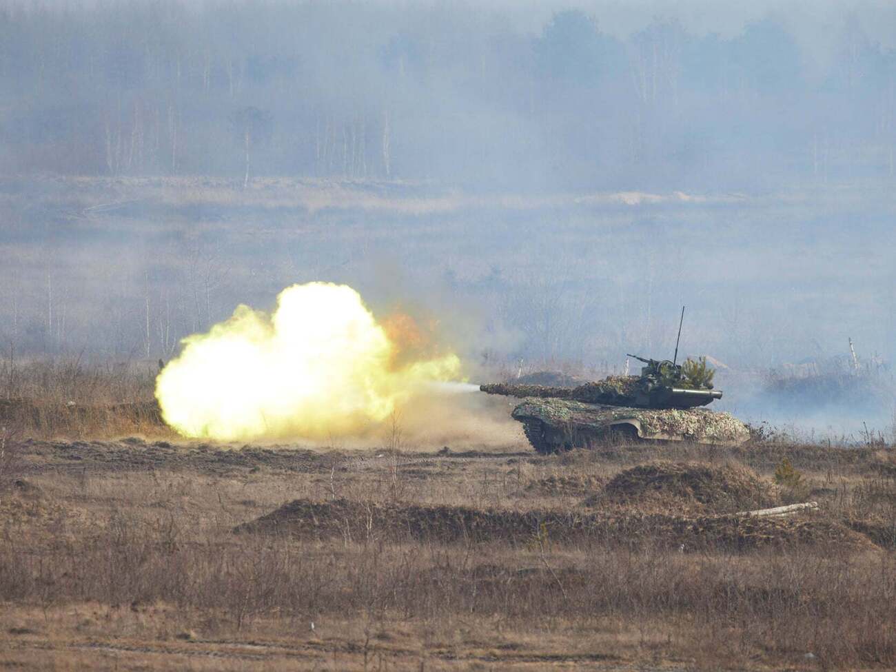 ВСУ ведут огонь по наступающим оккупантам, не допустив потерь позиций