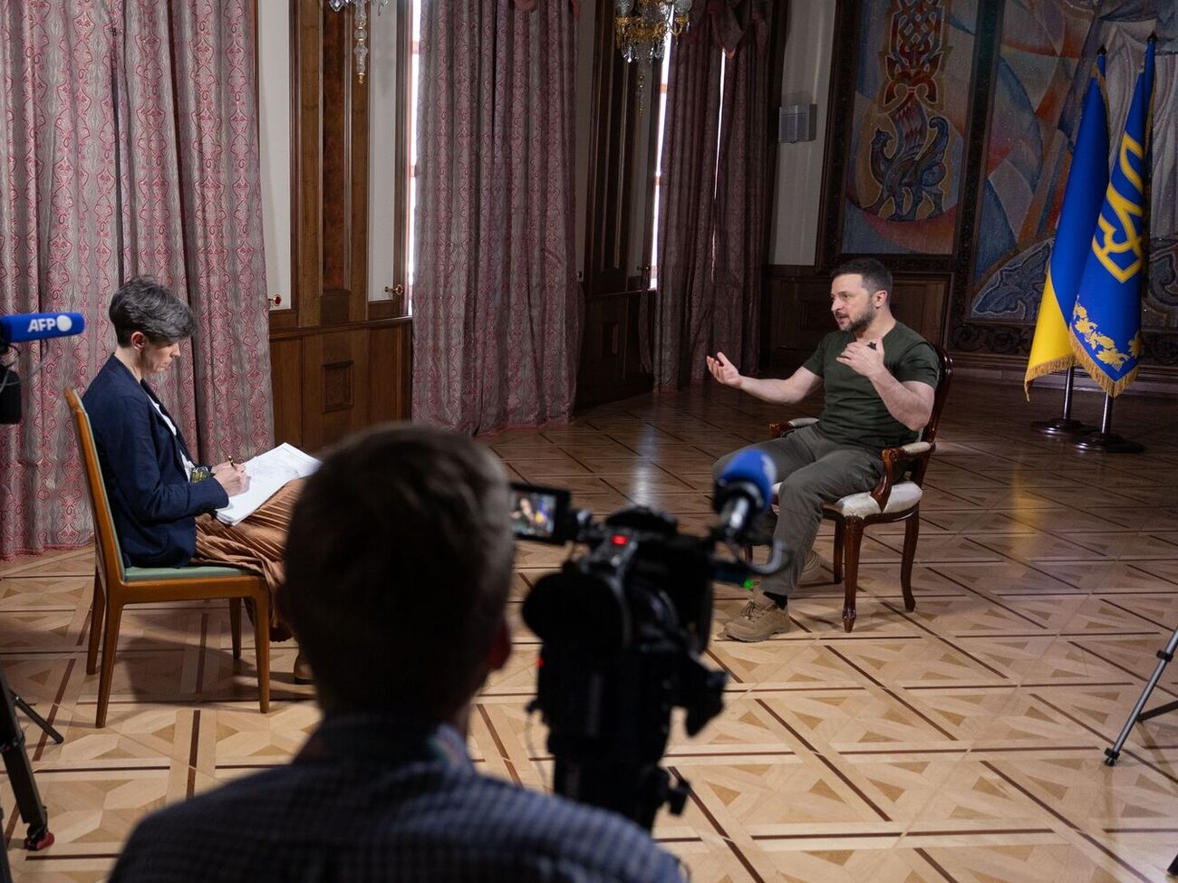 Усі хочуть знайти якусь модель, щоб війна закінчилася швидше, зазначив Зеленський