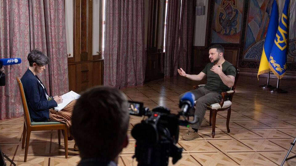 Усі хочуть знайти якусь модель, щоб війна закінчилася швидше, зазначив Зеленський