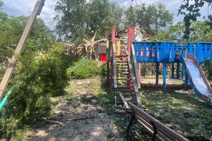 Фото последствий удара по базе отдыха в Харьковском районе