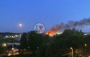 Жителі Виборга повідомляють про вибух і пожежу