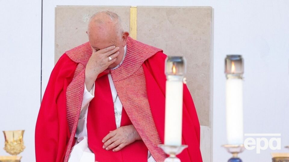 Папа Франциск по новым правилам Ватикана в отдельных случаях будет лично решать, что является чудом, а что нет