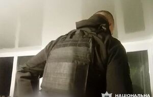 Полицейский был в бронежилете