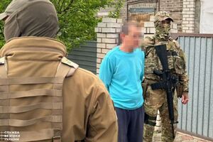 По данным СБУ, подозреваемый согласился работать на оккупантов осенью 2023 года