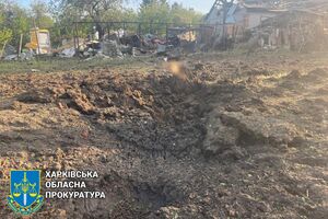 Одна бомба в Дергачах ударила в землю, вторая – возле спортклуба, уточнил Синегубов