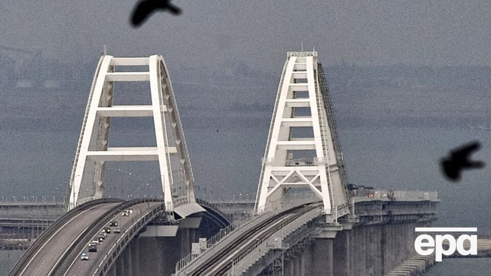 Новые ATACMS помогут Украине разрушить мост между РФ и Крымом – СМИ