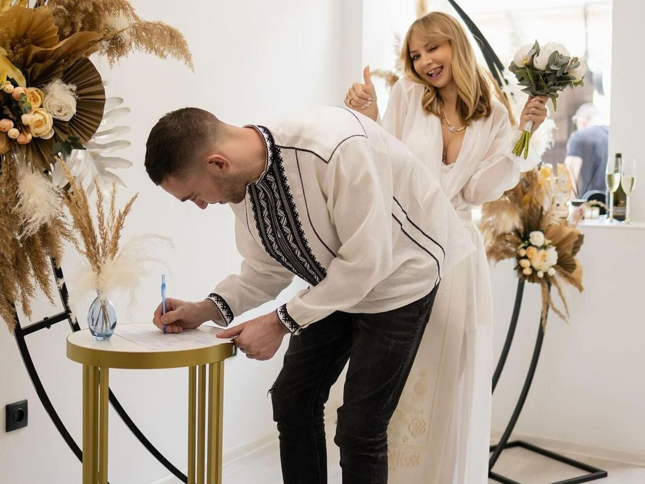 Сопонару познайомилася зі своїм чоловіком чотири роки тому