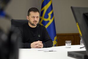 Зеленський описав військову допомогу Україні як кроки вперед і назад