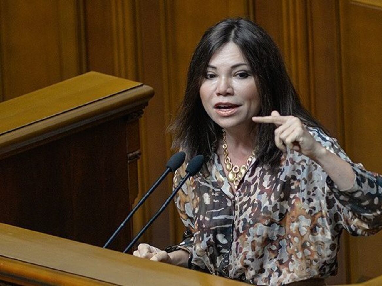 Українська література могла б звучати на рівні світової. Але її умисно нищили, аби світ згадував лише "вєлікую русскую"