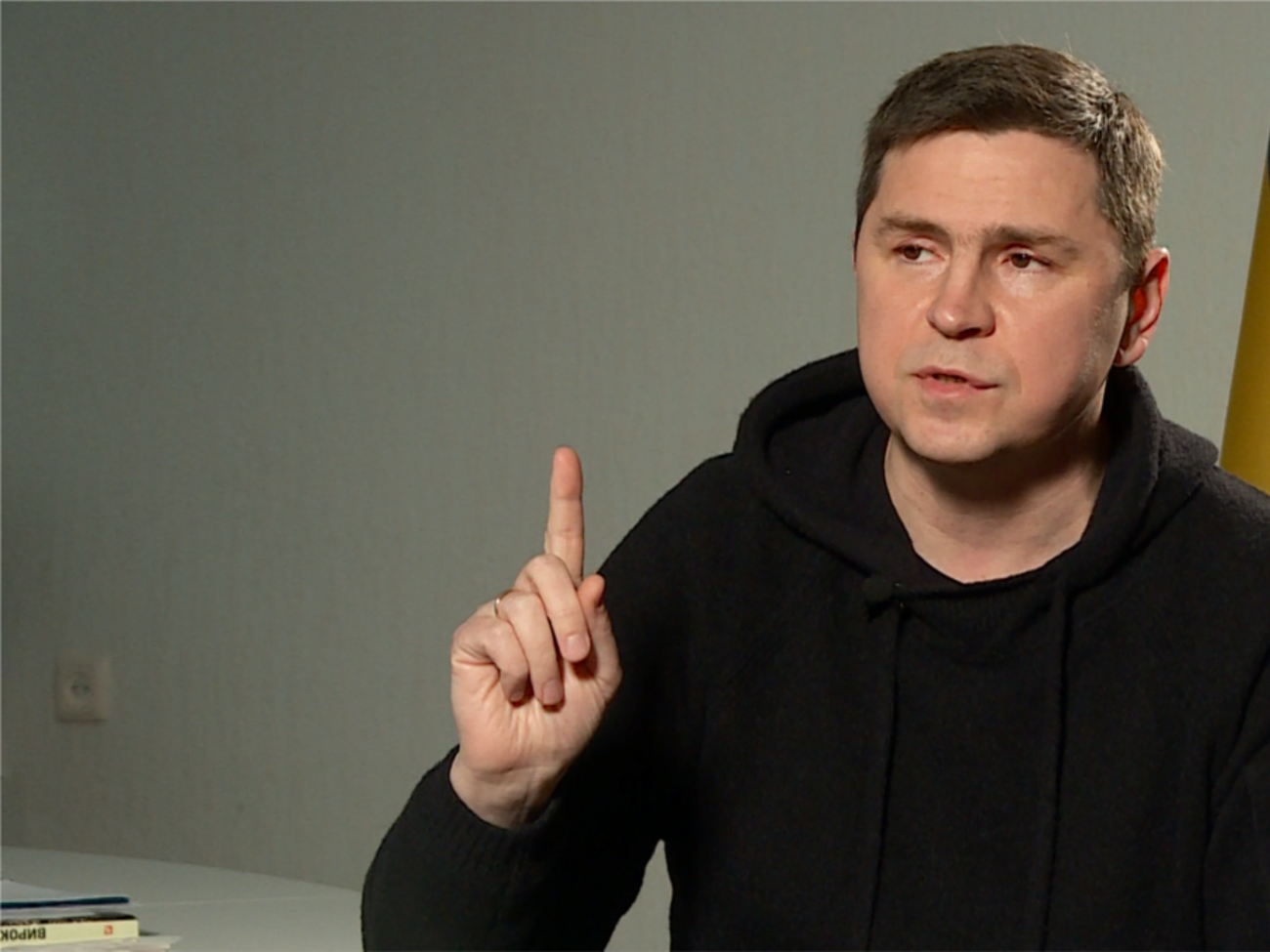 Відмовляючи Україні оборонятися наявним озброєнням, Захід діє за прописаними в Москві ходами
