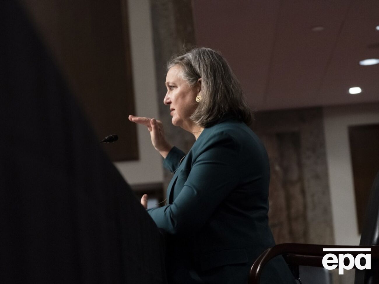 Военные базы РФ на российской территории должны стать "объектом честной игры", считает Нуланд