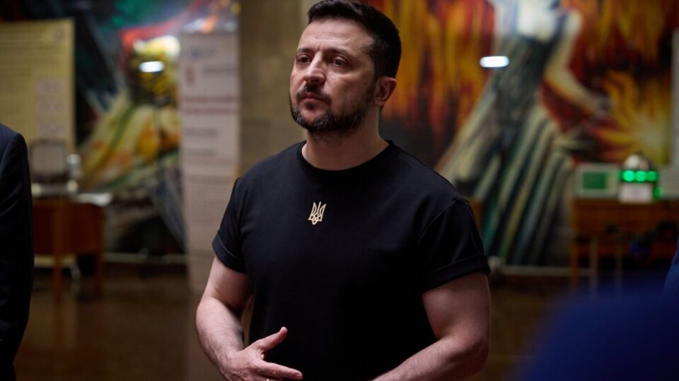 Зеленский: Из Кремля Путина вынесут только вперед ногами