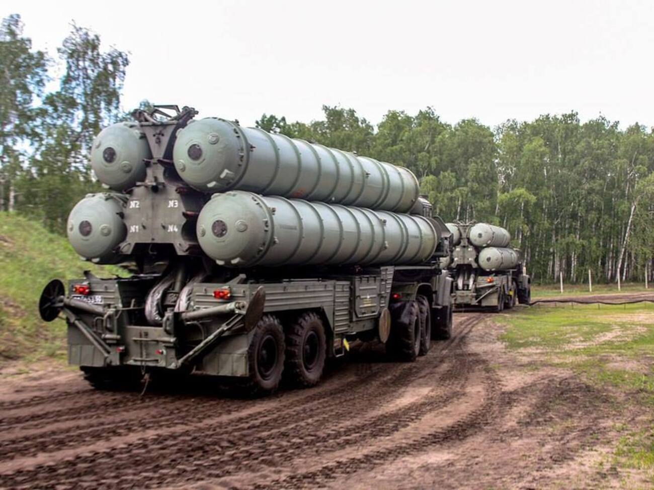 В мире есть оружие, способное противостоять российским воздушным атакам, но его недостаточно у Украины, отметил Зеленский