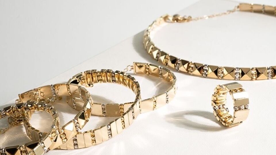 Инвестируйте в ювелирные украшения: путь красоты и доходности