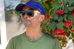 Мне постоянно звонят игровые компании, вопреки уверениям власти, развитие этого бизнеса продолжается. Обещанные ограничения обернулись монополизацией рынка