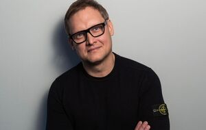 В НАБУ рассказали о приобретенном за два года дорогостоящем имуществе Смирнова