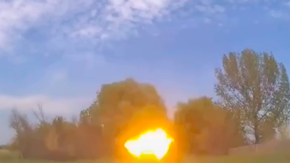 Окупанти вдарили по патрулю, який їхав по людей у Вовчанськ