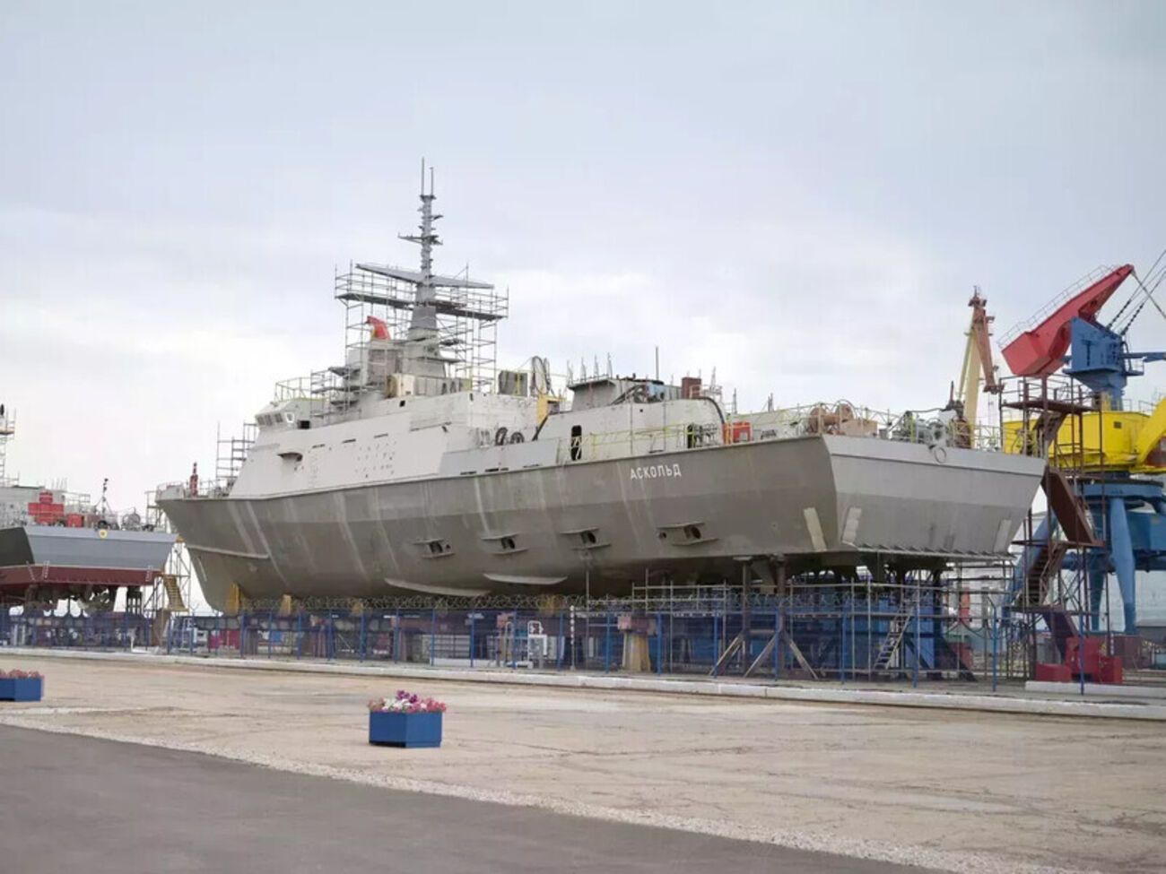 Украина успешно поражает российские корабли – и в море, и у причалов, и прямо на судостроительном заводе, как "Аскольд"