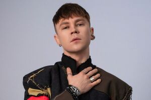 Пивоваров народився 1991 року у Вовчанську Харківської області