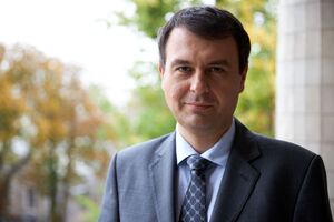 До кінця року нам необхідно не менше 300 млрд грн для фінансування армії. Збільшення податків неминуче