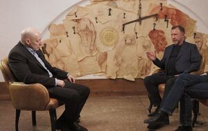 Макаренко розповів, що на допити його возили до СБУ