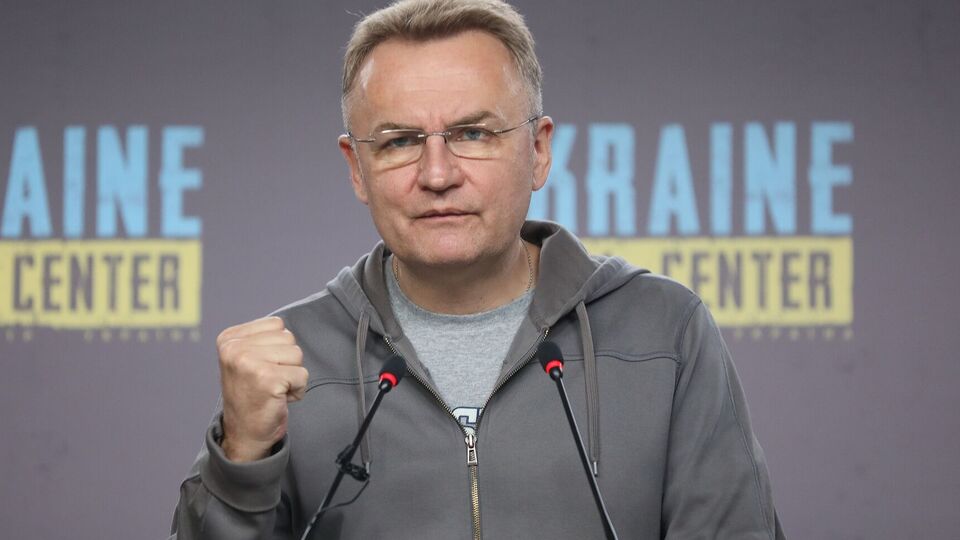 Садовый попросил украинские "соответствующие органы" разобраться с проведением во Львове мероприятия с участием россиян
