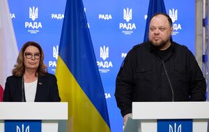 Украина и Польша хотят, чтобы соглашение о безопасности было "максимально амбициозным", отметил на совместном с Кидава-Блонской брифинге Стефанчук