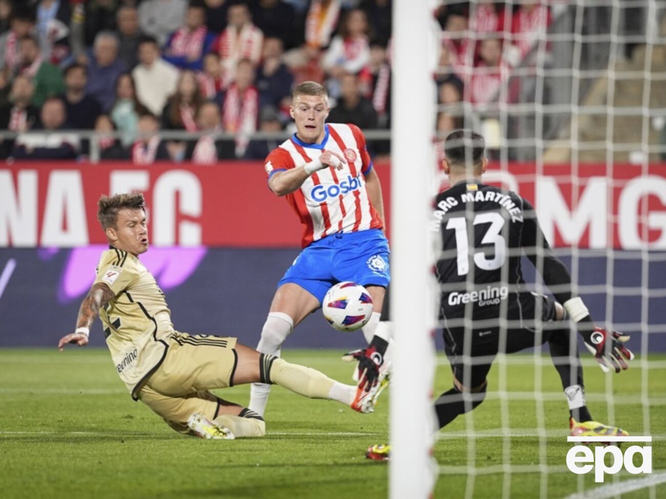 Довбик пока лидирует в списке бомбардиров Ла Лиги, забив 24 мяча