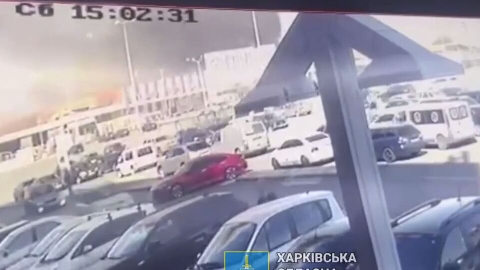 В прокуратуре сообщали, что оккупанты ударили по "Эпицентру" двумя УМПБ Д30-СН