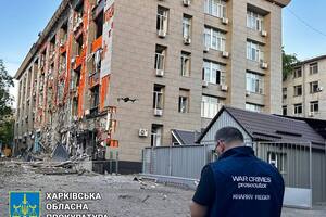 Предварительно, оккупанты нанесли удар по центру Харькова ракетой типа С-300, отметили в прокуратуре