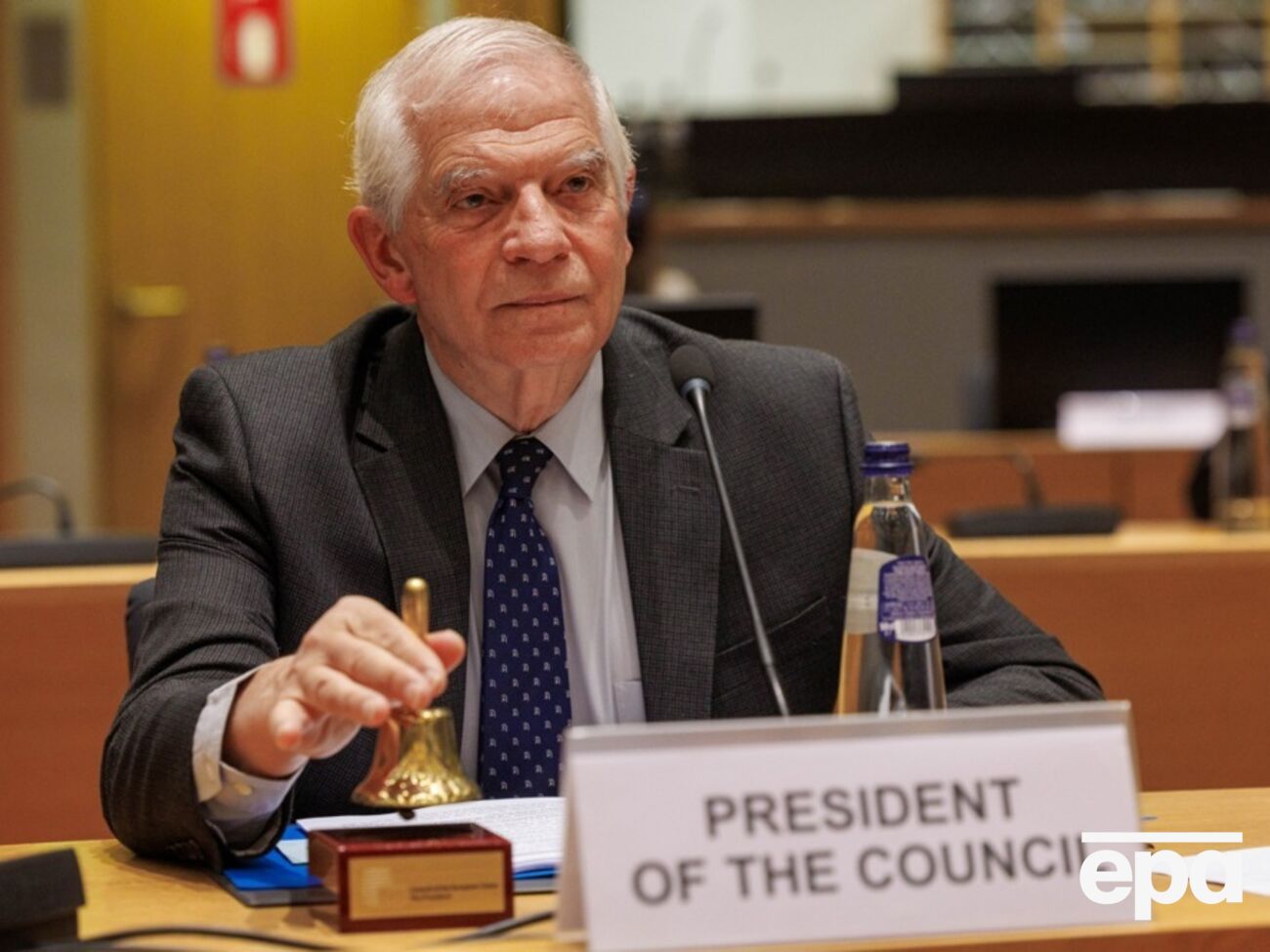 Боррель подчеркнул, что "самым решительным образом" осуждает "ужасные нападения" России на Харьков