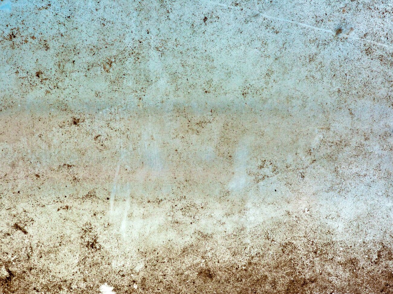 Синоптик предупредил, что пыль может привести к помутнению неба и "грязным" дождям