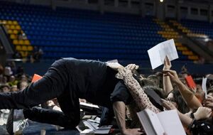 Жадан: Когда теперь будет следующее выступление – даже не знаю. Но, дай бог, все будет